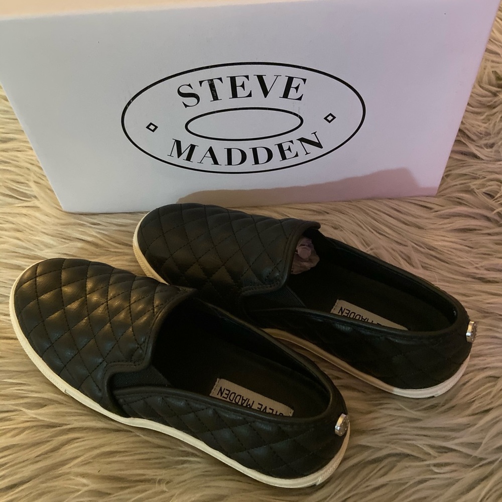 Steve Madden Quilted Sneakers Ecentrcq Brand New!